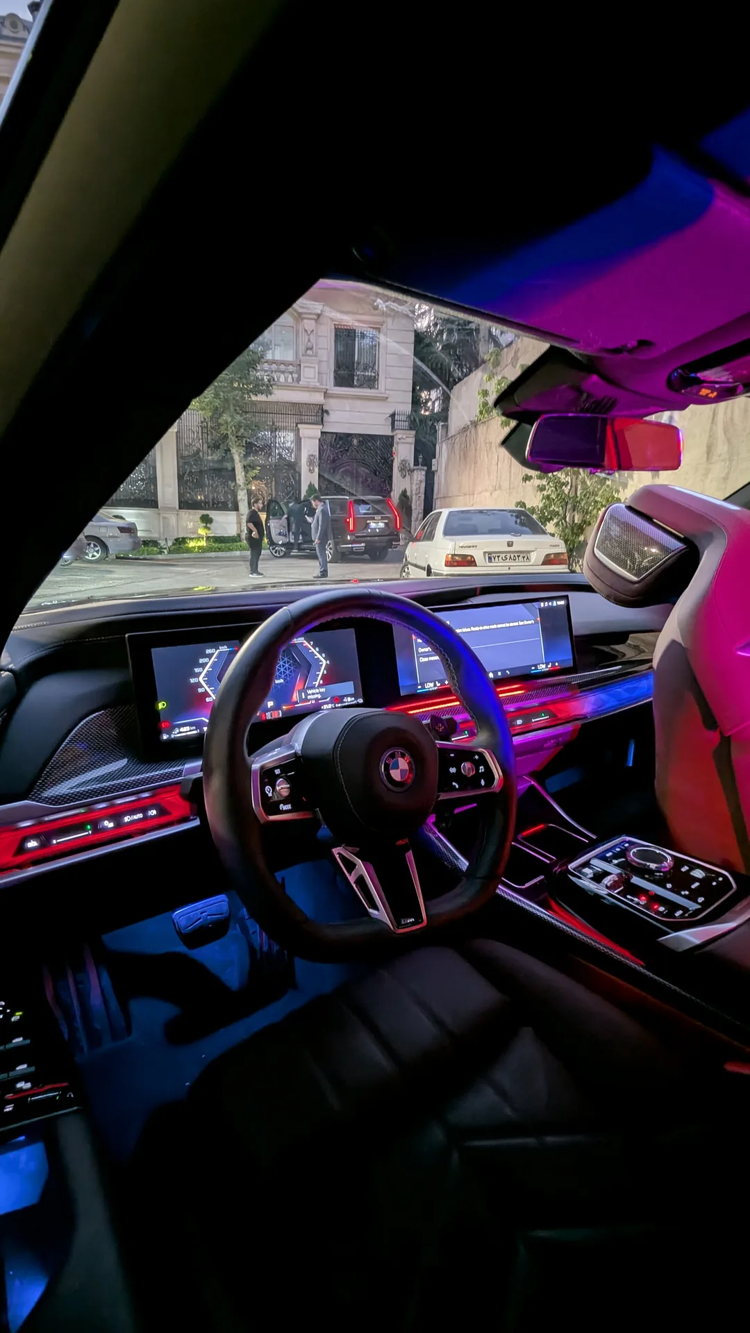 BMW سری هفت 760 2024 - Image 2