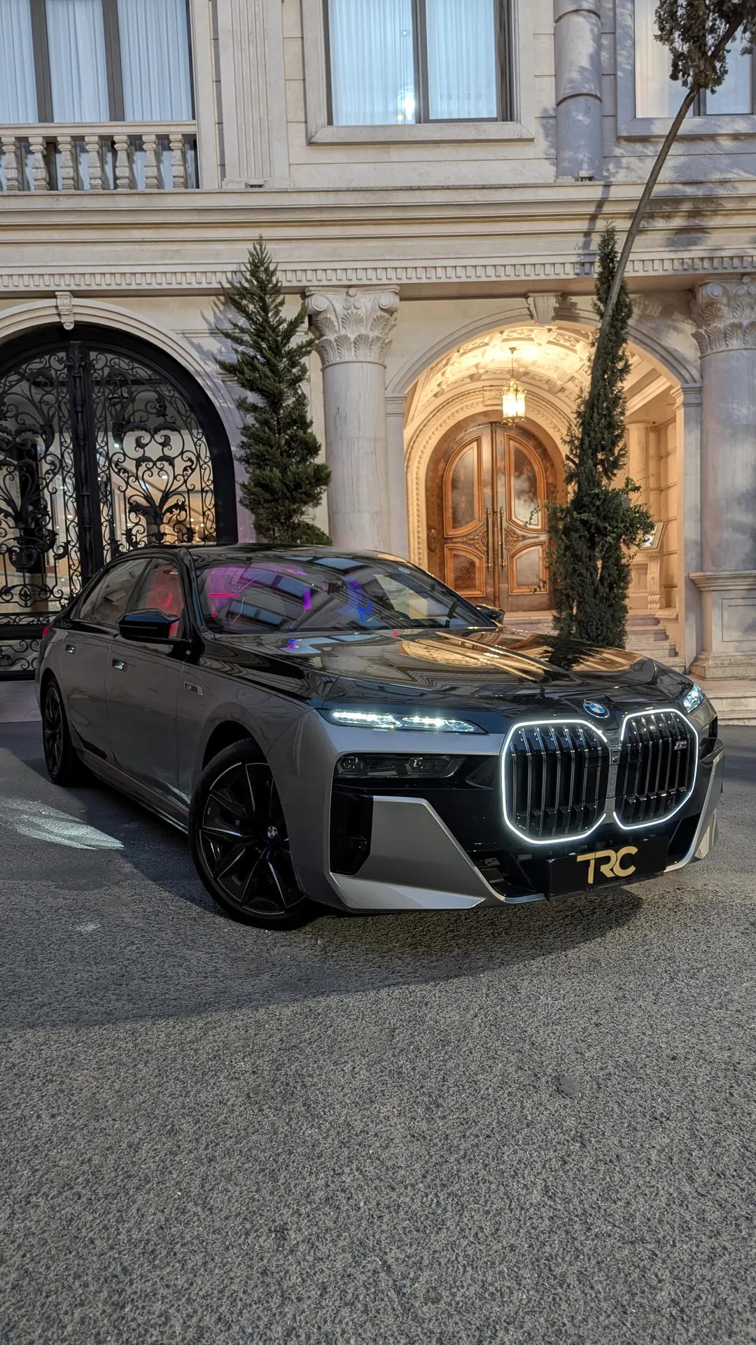 BMW سری هفت 760 2024